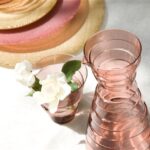 Jarra y Vaso color marrón de la colección Anells de La Mediterranea