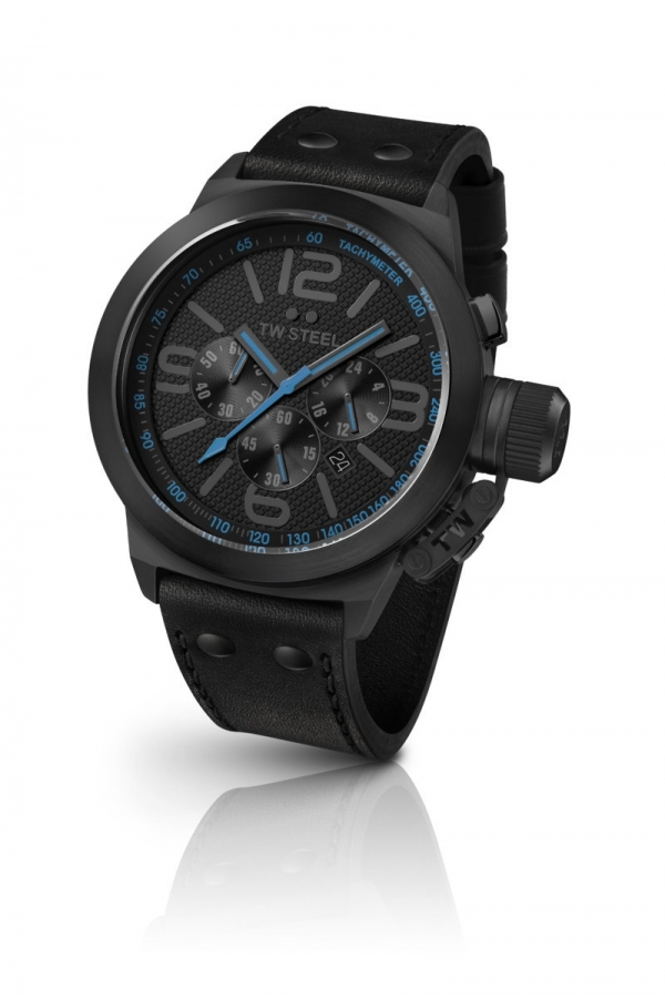 Reloj negro, reloj Tw Steel chapado en negro, con las agujas azules, ref. TW904